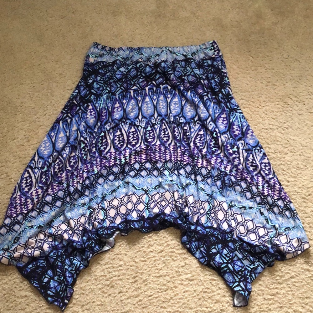 Rue 21 asymmetrical skirt